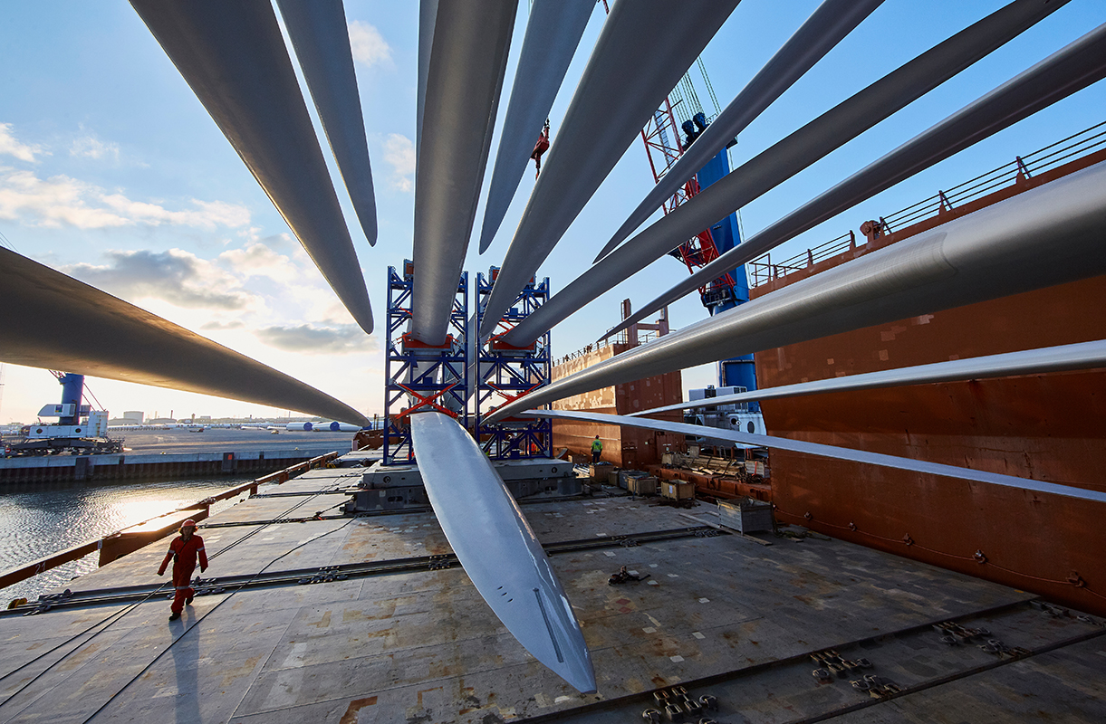 Research funding for 3-D printing of wind turbine blade tips